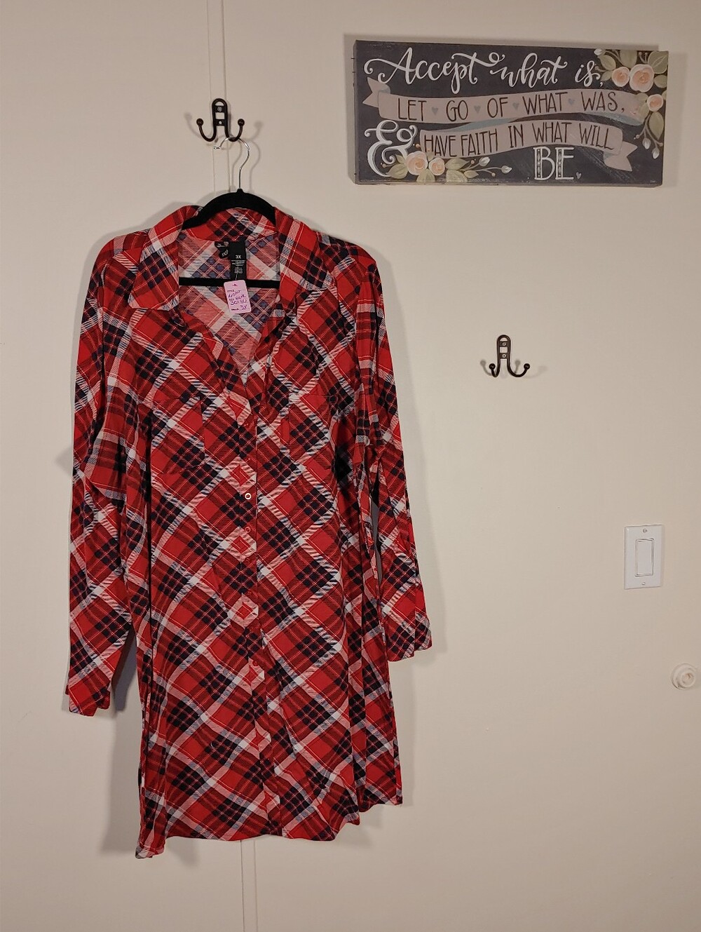 Adorable 3X Kristin Nicole Red/blue Plaid Long Sleeve Nightshirt